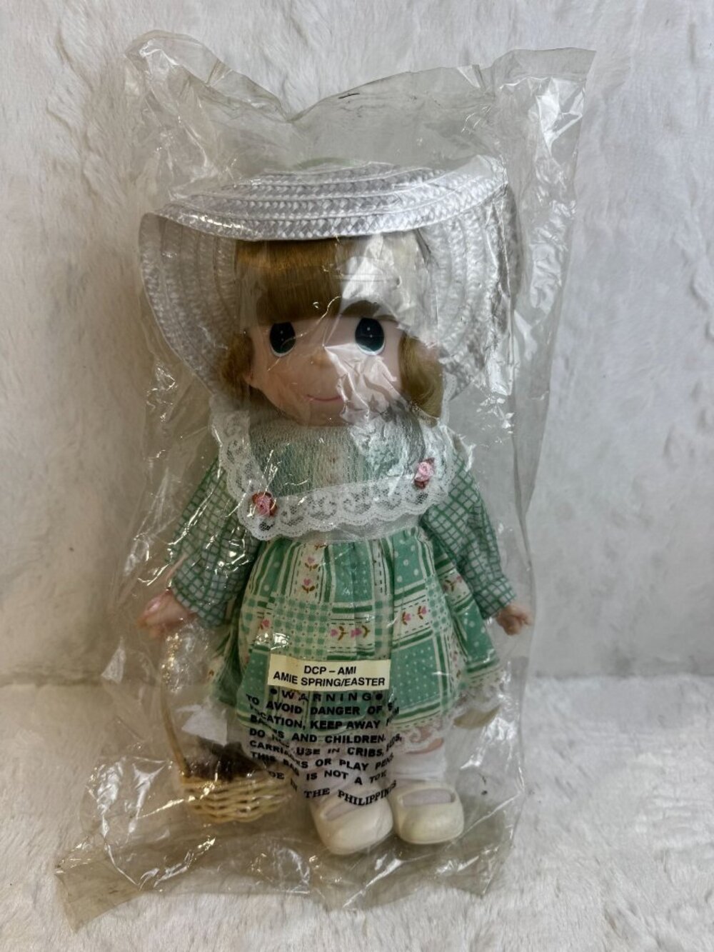 Vintage Precious Moments Porcelain Doll "Amie" 1998 Spring/Easter Outfit  In Bag